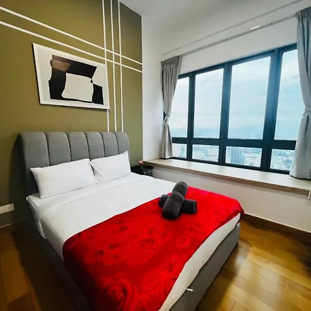 The Luxe Colony Klcc By Sky Pool Apartment Kuala Lumpur Luaran gambar
