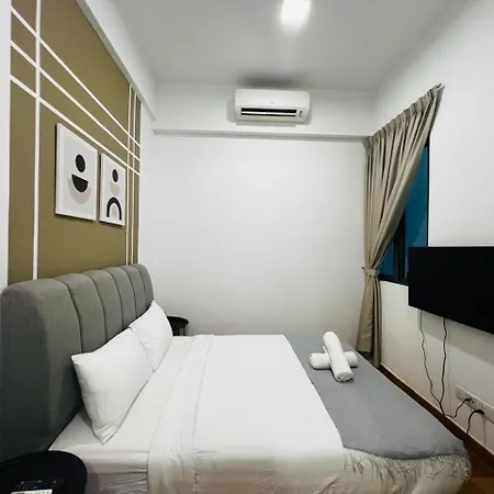 The Luxe Colony Klcc By Sky Pool Apartment Kuala Lumpur Luaran gambar