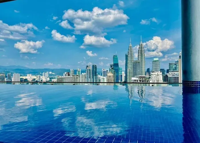 The Luxe Colony Klcc By Sky Pool