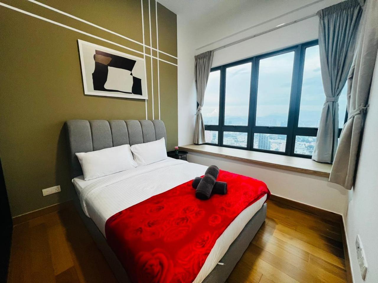 The Luxe Colony Klcc By Sky Pool Pangsapuri