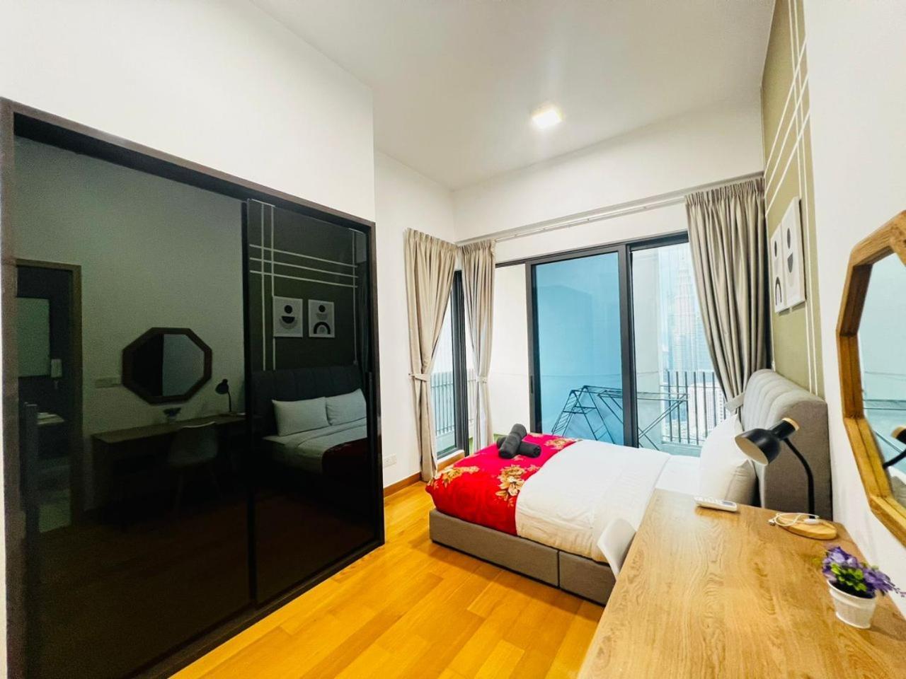 The Luxe Colony Klcc By Sky Pool Pangsapuri